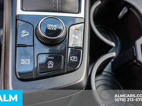 Used 2025 Kia Sportage LX FWD image 42