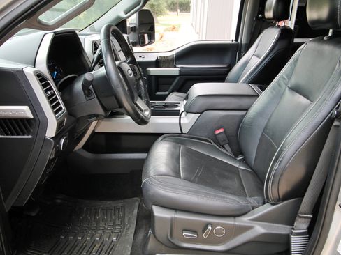 Used 2017 Ford F350 Lariat w/ Chrome Package AWD/4WD image 22