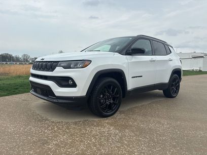 Used 2022 Jeep Compass Latitude w/ Convenience Group