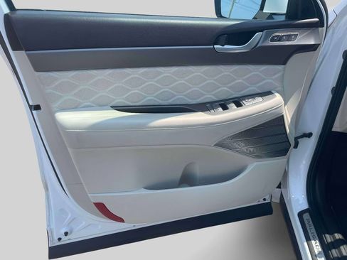 Used 2020 Hyundai Palisade Limited FWD image 17