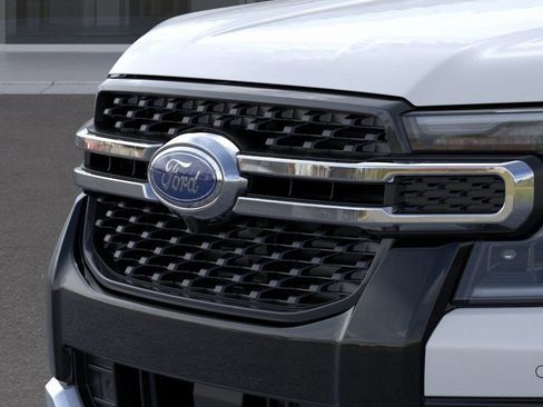 New 2026 Ford Ranger Lariat w/ FX4 Off-Road Package AWD/4WD image 17