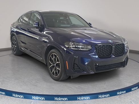 Used 2023 BMW X4 xDrive30i AWD/4WD image 4