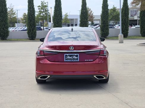Used 2025 Lexus ES 350 w/ Premium Package FWD image 4