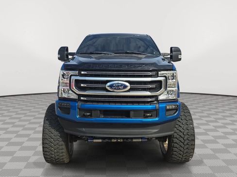 Used 2021 Ford F250 XLT AWD/4WD image 2