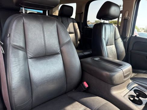 Used 2011 Chevrolet Tahoe LT AWD/4WD image 37