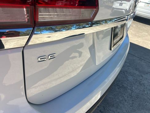 Used 2022 Volkswagen Atlas SE image 29