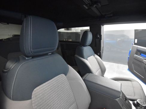 Used 2023 Ford Bronco Outer Banks w/ Sasquatch Package image 15