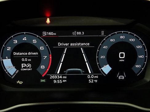 Used 2025 Audi Q3 2.0T Premium image 16