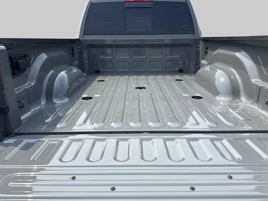 Used 2026 RAM 3500 Tradesman AWD/4WD image 31