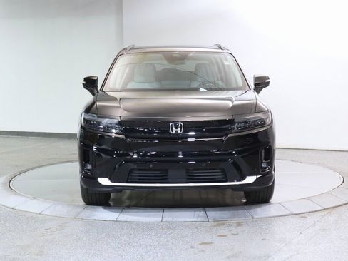 Used 2024 Honda Prologue Touring image 4