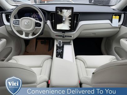 New 2026 Volvo XC60 B5 Ultra w/ Protection Package Premier