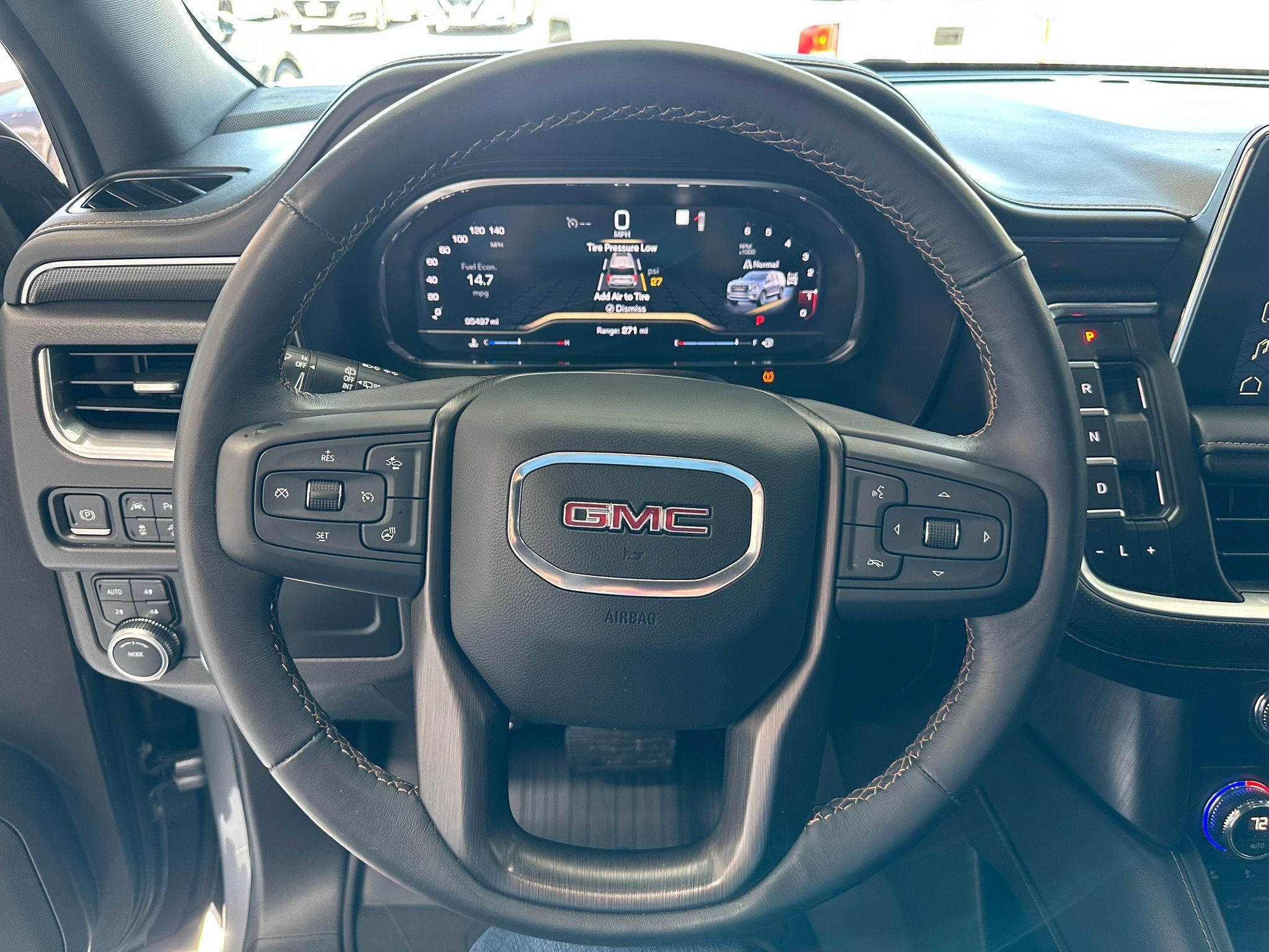 Used 2022 GMC Yukon AT4 AWD/4WD image 20