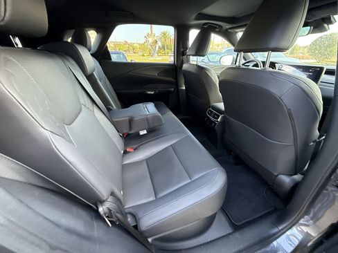 Used 2025 Lexus RX 350 Premium w/ Accessory Package (Z1) image 17