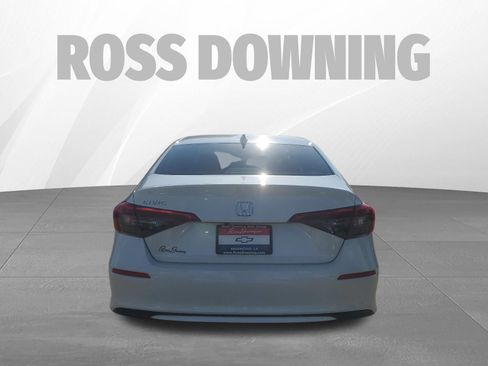 Used 2022 Honda Civic LX image 5