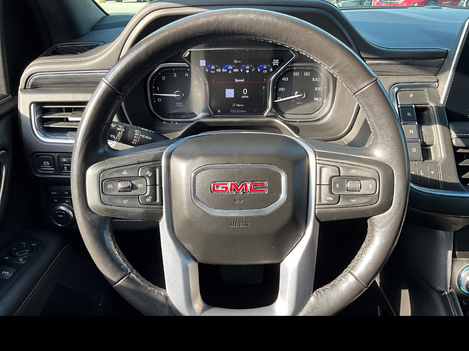 Used 2021 GMC Yukon XL SLT w/ SLT Premium Package AWD/4WD image 15