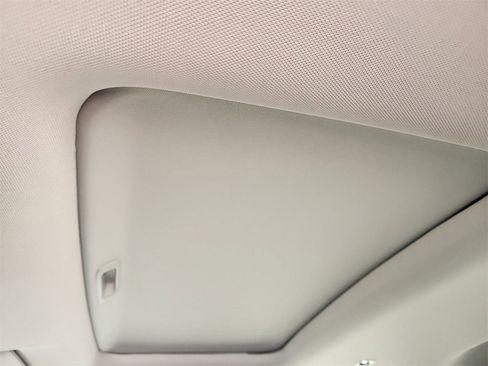 New 2026 Honda HR-V EX-L image 18