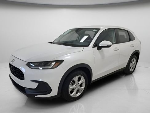 Used 2023 Honda HR-V LX image 8