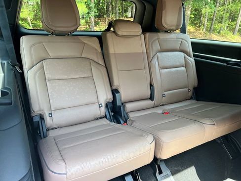 New 2027 Lincoln Navigator L Black Label AWD/4WD image 16