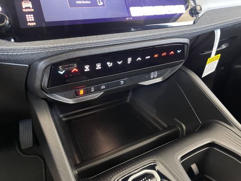 New 2026 Jeep Cherokee Laredo AWD/4WD image 24