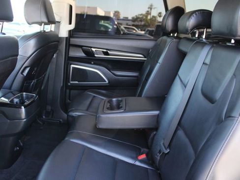 Used 2024 Kia Telluride LX FWD image 34