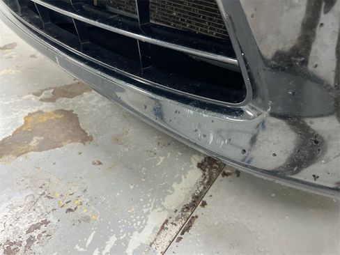 Used 2013 Nissan Versa SV image 31