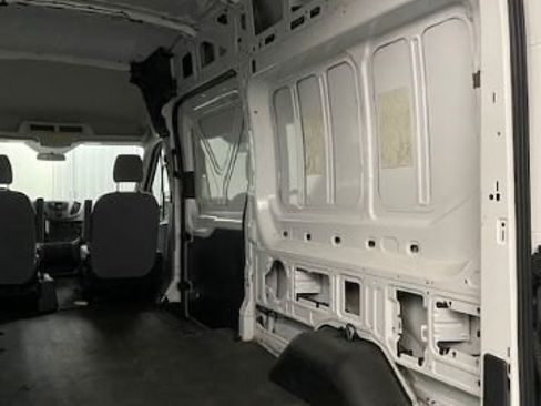 Used 2015 Ford Transit 250 148 High Roof image 11