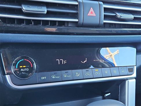 Certified 2023 Kia Seltos S image 18