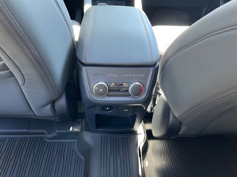 New 2026 Ford Explorer Active AWD/4WD image 14