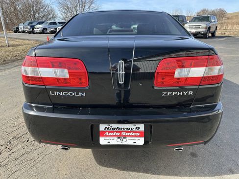 Used 2006 Lincoln Zephyr Base 4dr Sedan image 4