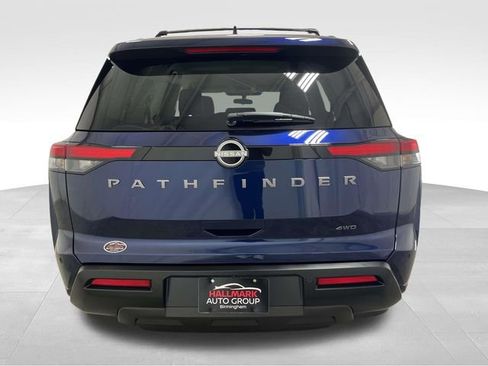New 2026 Nissan Pathfinder SV image 2