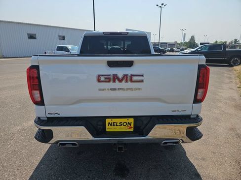 Used 2020 GMC Sierra 1500 SLE w/ SLE Value Package AWD/4WD image 4