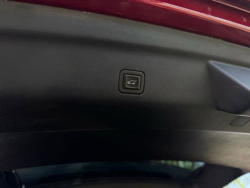 Used 2023 GMC Yukon XL Denali Ultimate w/ LPO, Floor Liner Package image 29