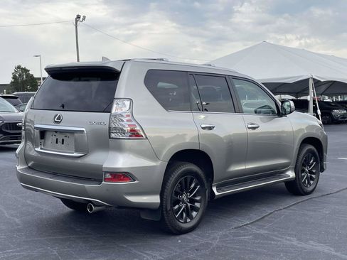 Used 2023 Lexus GX 460 Premium AWD/4WD image 7