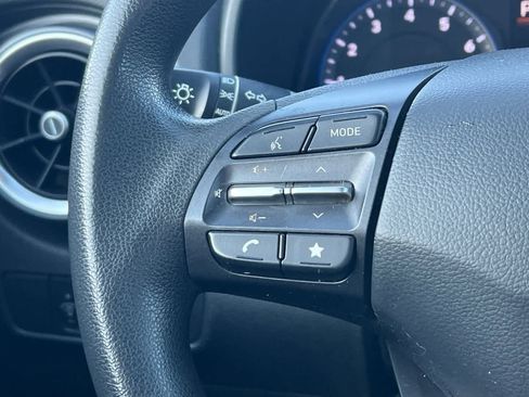 Used 2022 Hyundai Kona SEL image 29