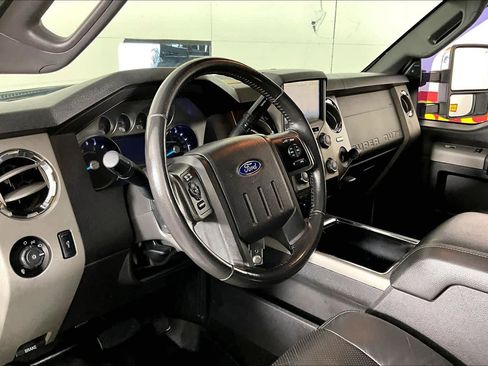 Used 2014 Ford F250 Lariat w/ Lariat Ultimate Package image 15