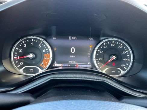Used 2022 Jeep Renegade Limited w/ Sun, Sound & Wheels Group AWD/4WD image 21