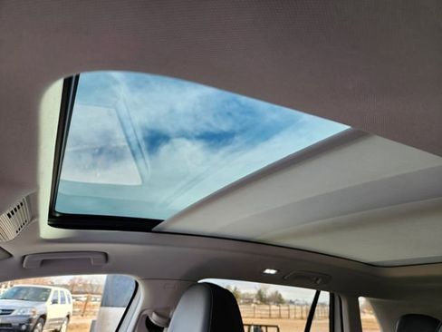 New 2026 Volkswagen Tiguan SE image 22