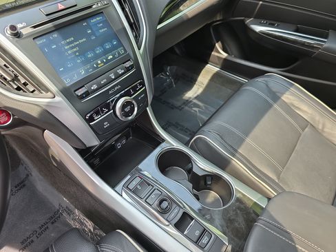 Used 2018 Acura TLX w/ Technology Package FWD image 26