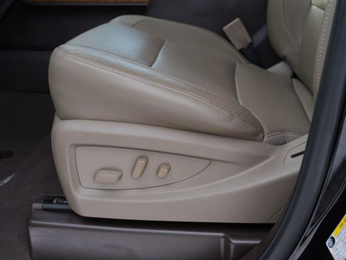 Used 2019 GMC Sierra 2500 SLT w/ Snow Plow Prep Package image 16