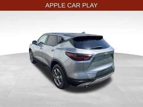Used 2025 Chevrolet Blazer LT FWD image 5