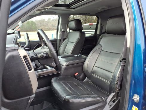 Used 2015 GMC Sierra 1500 Denali w/ Driver Alert Package image 4