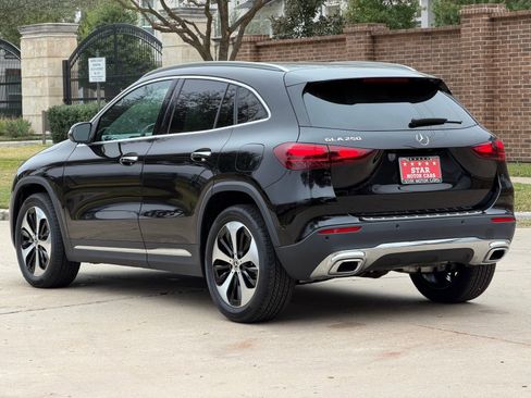 Certified 2025 Mercedes-Benz GLA 250 image 13