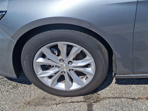 Used 2024 Chevrolet Malibu LT FWD image 7