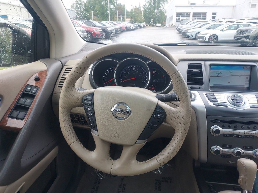 Used 2014 Nissan Murano LE w/ Platinum Edition Package AWD/4WD image 10
