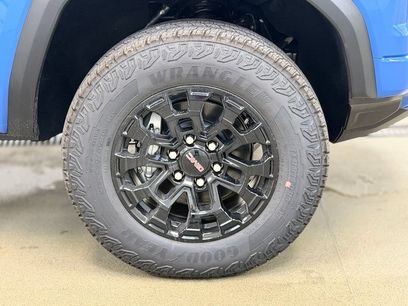 New 2026 GMC Canyon Elevation w/ Convenience Package