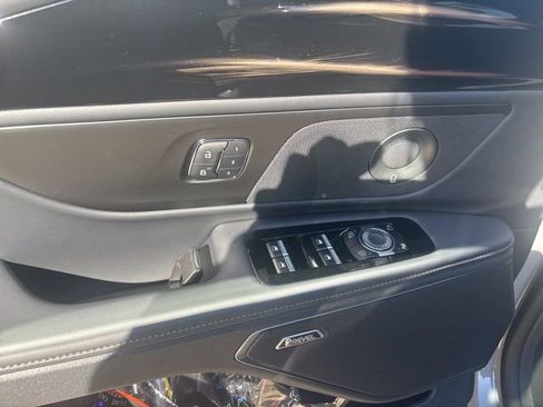 New 2026 Lincoln Nautilus Reserve AWD/4WD image 15