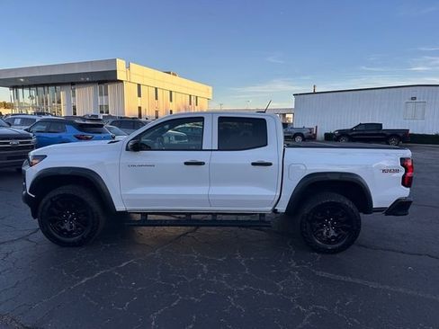 Certified 2023 Chevrolet Colorado Trail Boss w/ Technology Package image 7