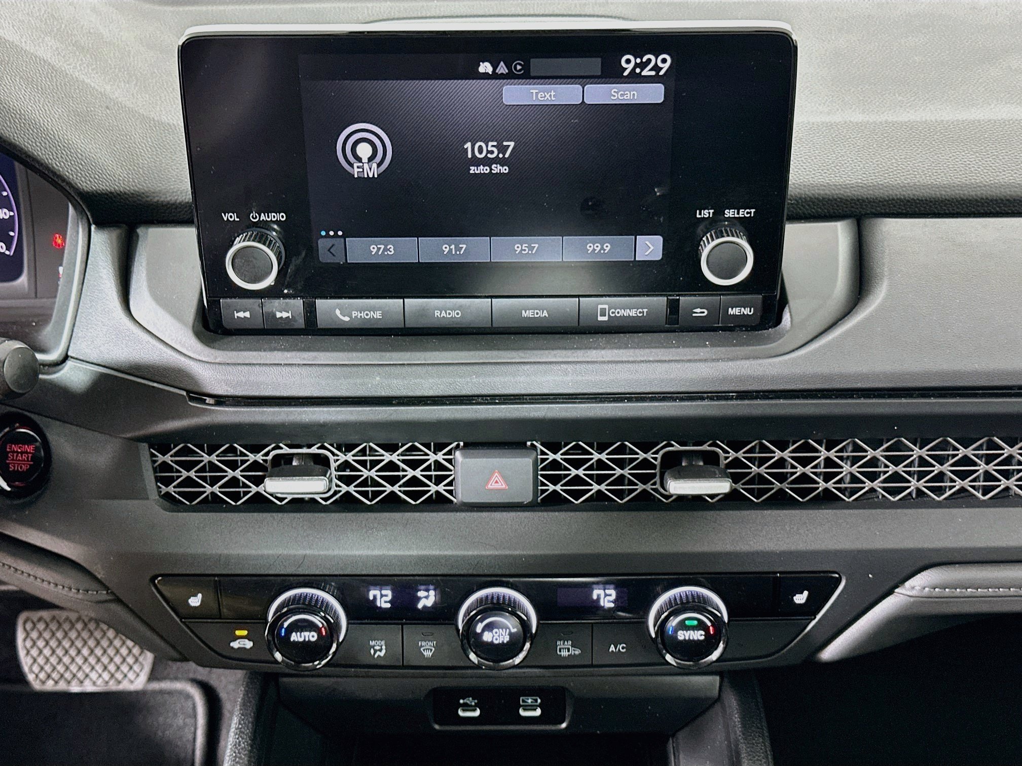 Used 2025 Honda Accord SE image 23