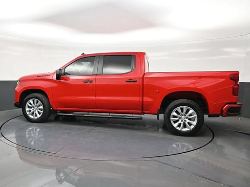 Used 2022 Chevrolet Silverado 1500 Custom w/ LPO, Dark Essentials Package RWD image 2