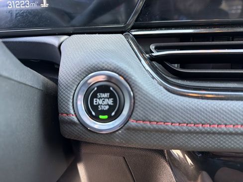 Used 2024 Chevrolet TrailBlazer RS w/ Convenience Package image 24